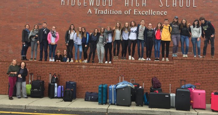 French Students Come to RHS
